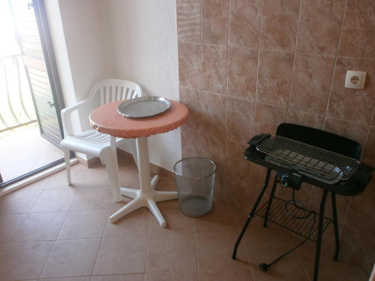 Apartments By The Sea Podgora, Makarska - 12326 Dış mekan fotoğraf
